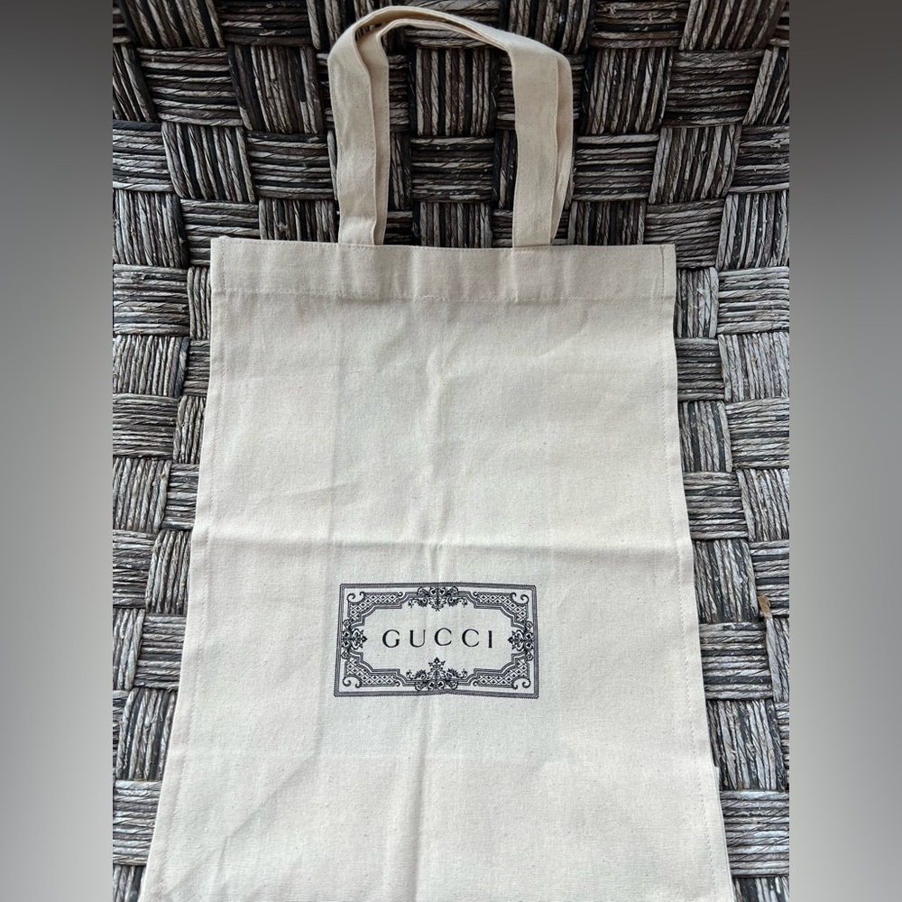 NEW AUTHENTIC Set of 2 Gucci Cream Canvas Reusable Totes with Black Logo Print - Picture 2 of 3